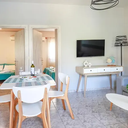 Catherine Blue - 4 Minutes Off The Apartment Poros (Kefalonia)