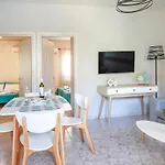 Catherine Blue - 4 Minutes Off The Apartament Poros (Kefalonia)