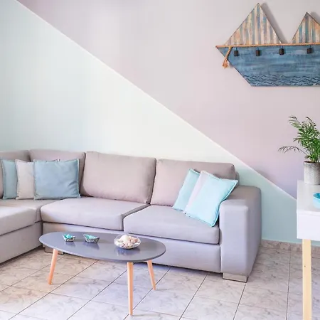 شقة Catherine Blue - 4 Minutes Off The